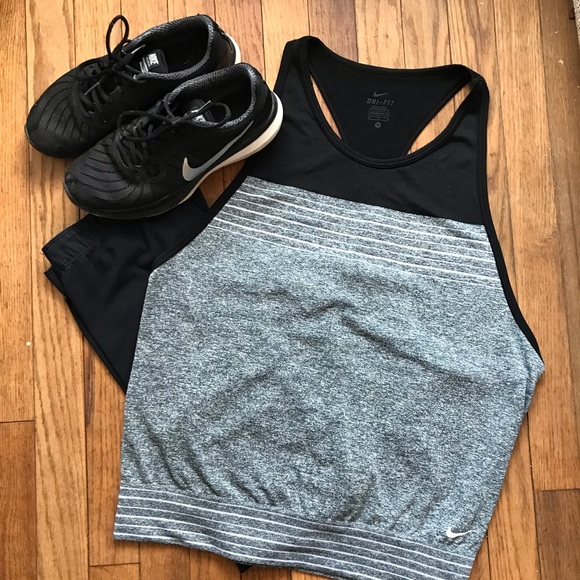 Nike Tops - Women’s Nike Dri-Fit Racerback Workout Shirt M